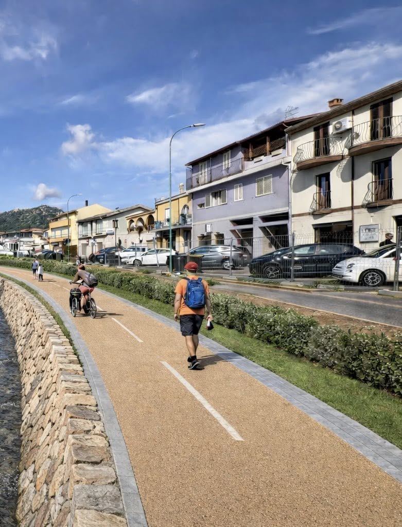 antiere lavori via Amendola a Capoterra per allargamento stradale e riqualificazione Parco Liori