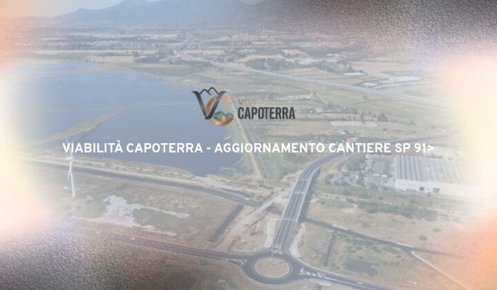 Visualizzazione grafica del cantiere sulla SP 91 a Capoterra: la segnaletica gialla indica chiaramente la deviazione obbligatoria per il centro abitato e la nuova SS 195 per Maddalena Spiaggia, evitando il senso unico contrario.